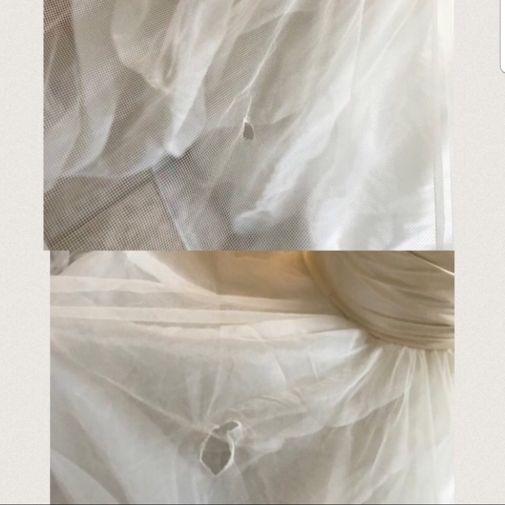 Vera Wang Wedding Dress - Picture 5 of 7